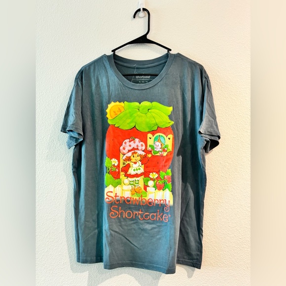 Tops - NWOT Strawberry shortcake shirt XL